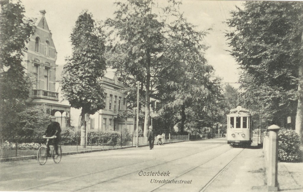 Links villa Dina, daarnaast Vredelust en Villa Maria op 15 augustus 1918