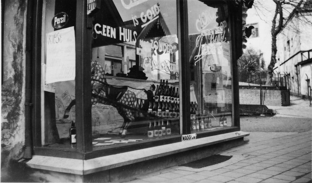 "De Beurs" van W. Hoegen op nummer 65.