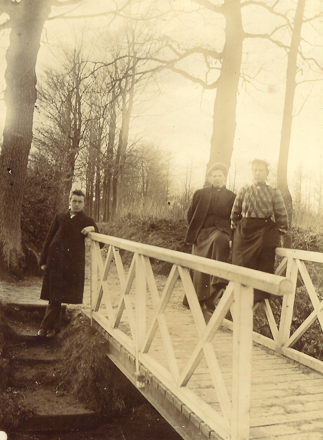 Brug over de beek op ONO