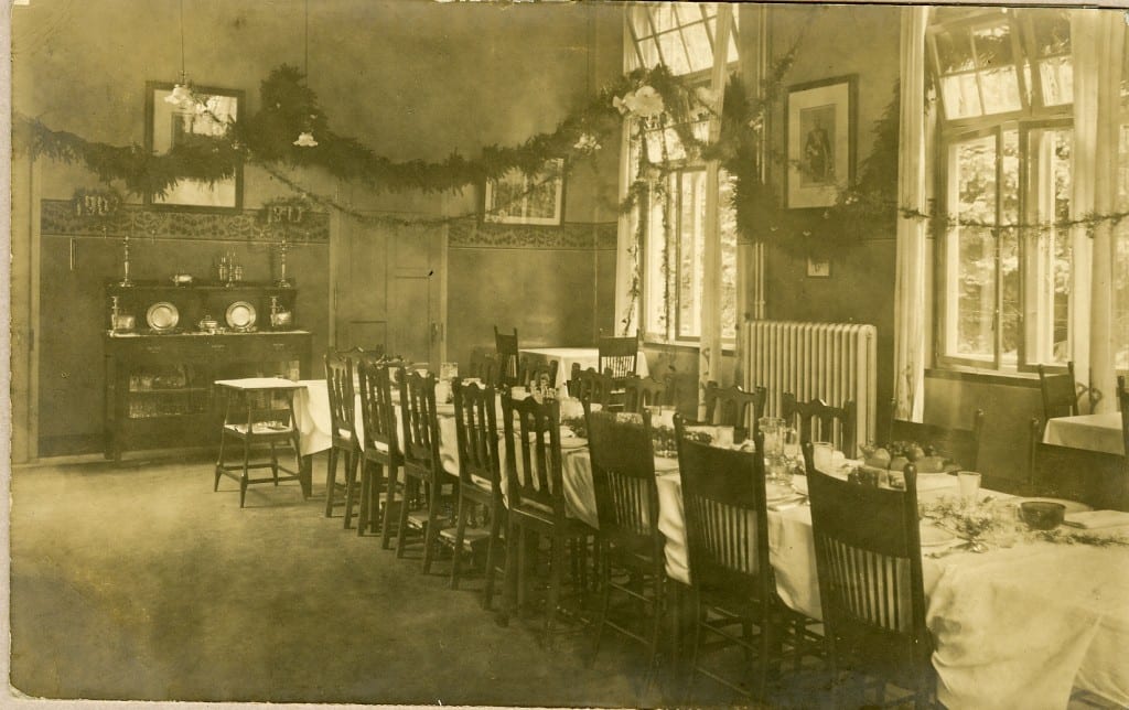 De eetzaal van het sanatorium ONO
